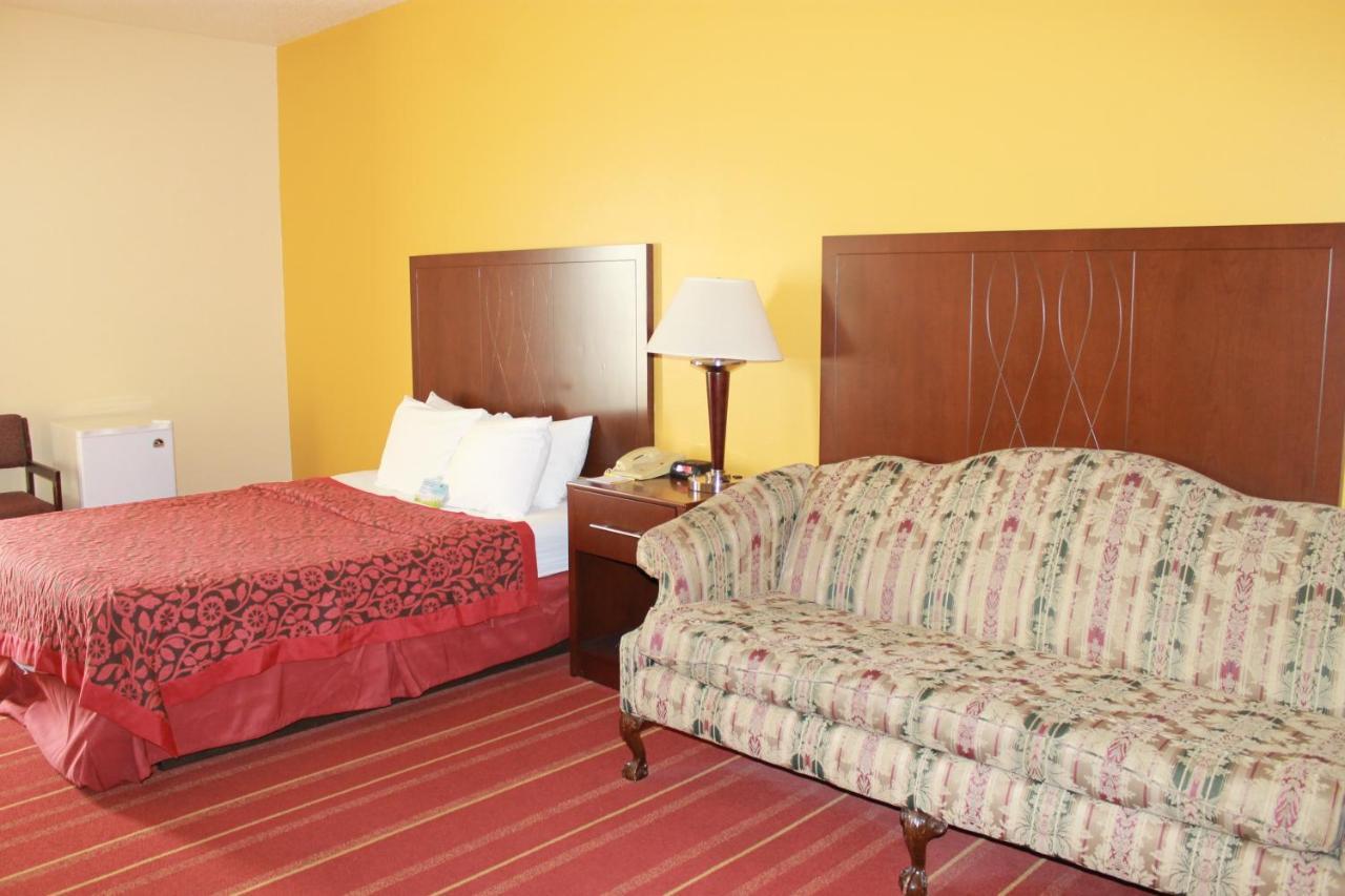 Days Inn By Wyndham Walcott Davenport Exterior foto